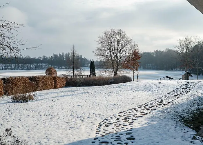 Wypoczynek Na Kaszubach Przy Jeziorach I Lasach Фермерский дом Mokrzyn